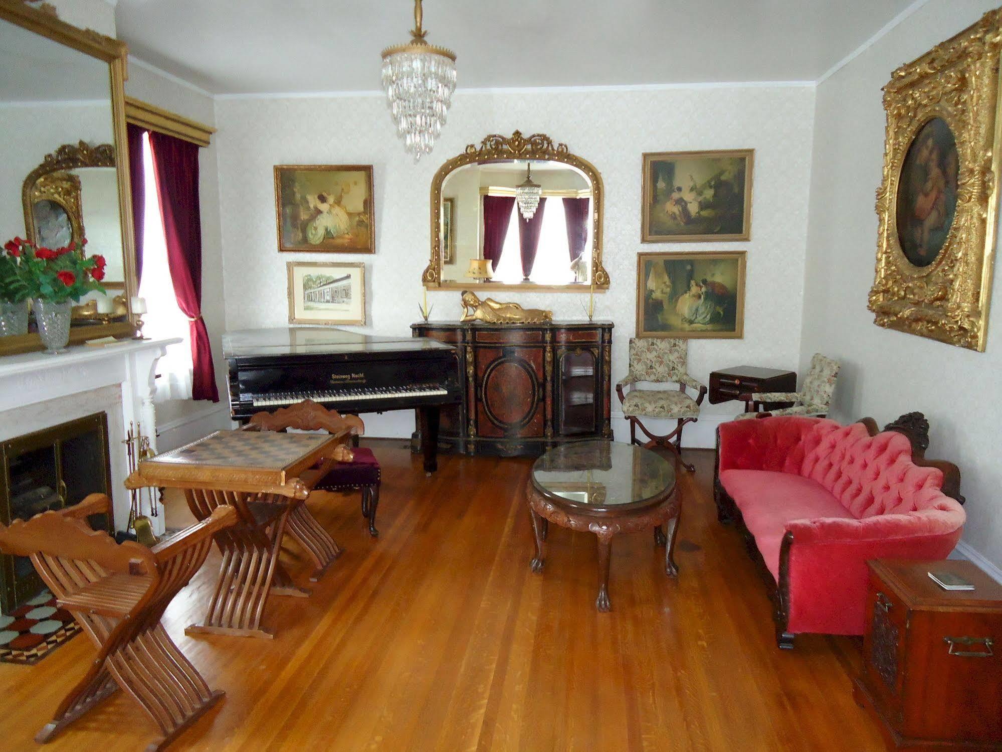 Governor'S Mansion Inn Miramichi Esterno foto